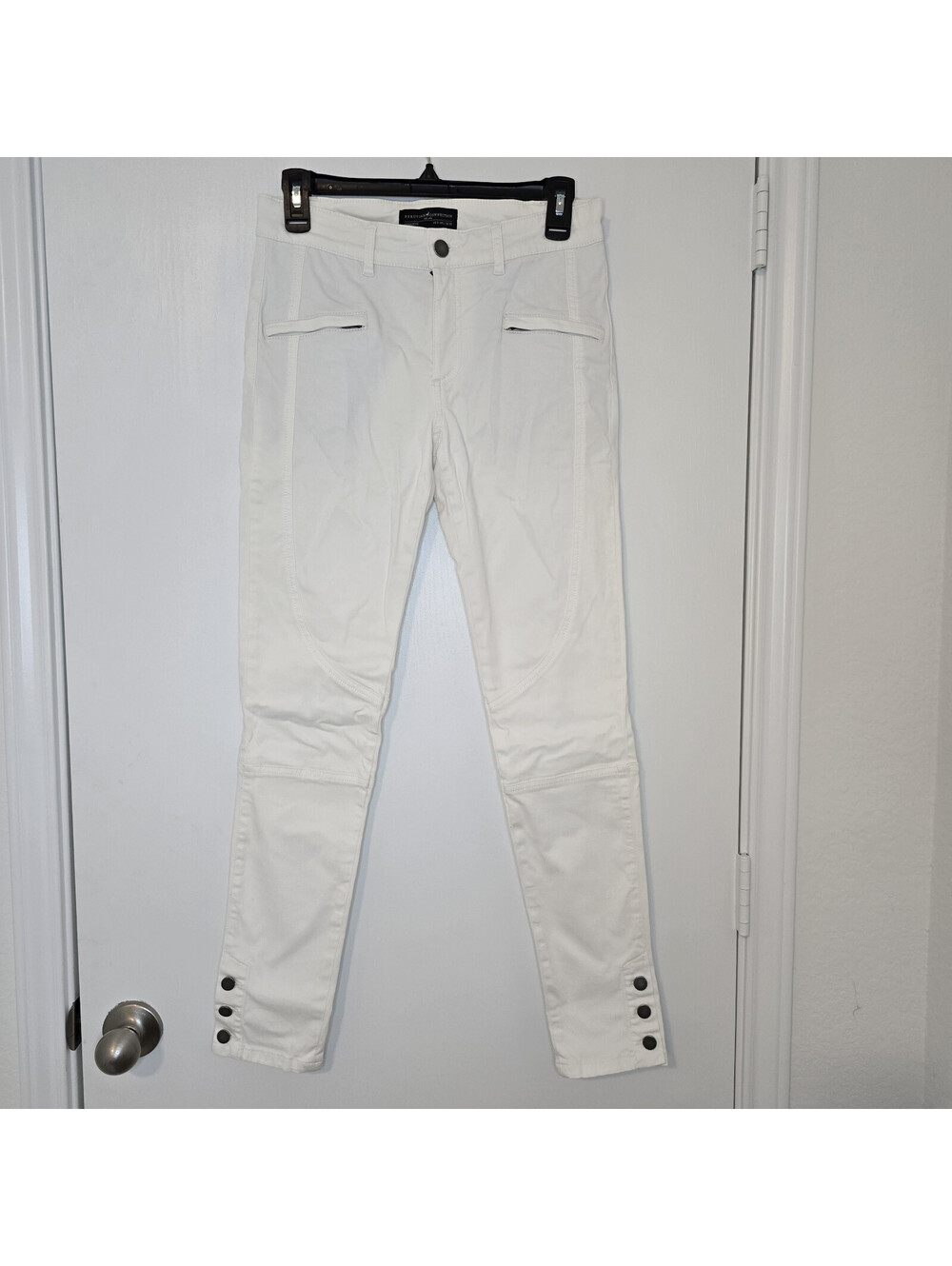 Peruvian Connection Pants Women’s Sz 2 Chino Skinny White Flat Front Stretch
